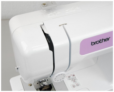 Швейная машина BROTHER J17S белый/розовый от магазина Лидер