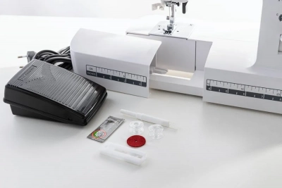 Швейная машина JAGUAR LX-200 бело-голубой от магазина Лидер